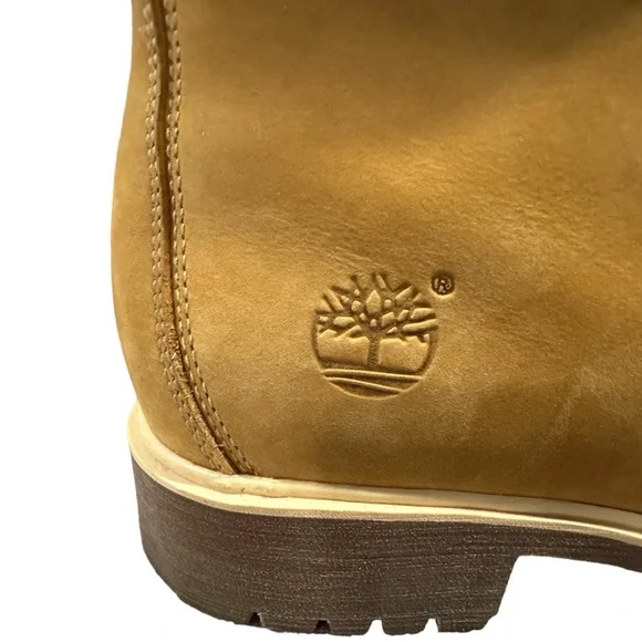 Women’s TIMBERLAND Suede Leather Classic Waterproof Boots, Size 8.5. - Picture 2 of 9